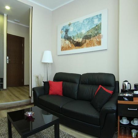 Gala Luxury Suites Belgrad Zimmer foto