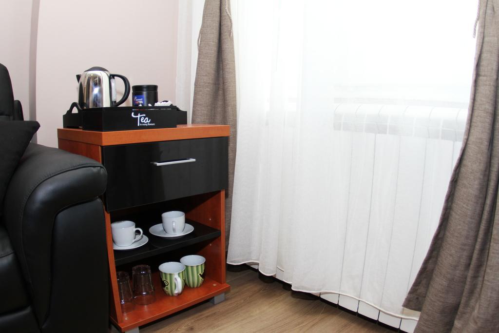 Gala Luxury Suites Belgrad Zimmer foto