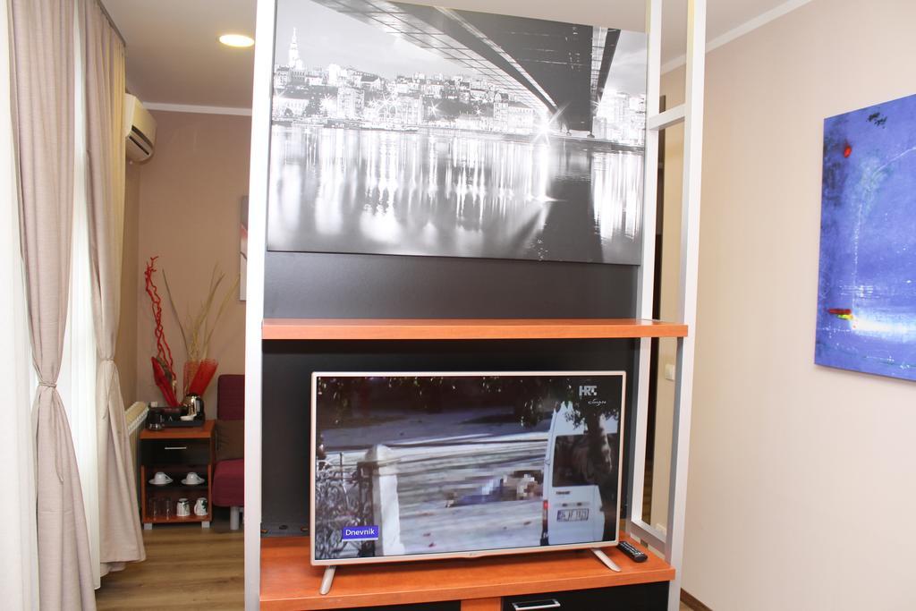 Gala Luxury Suites Belgrad Zimmer foto