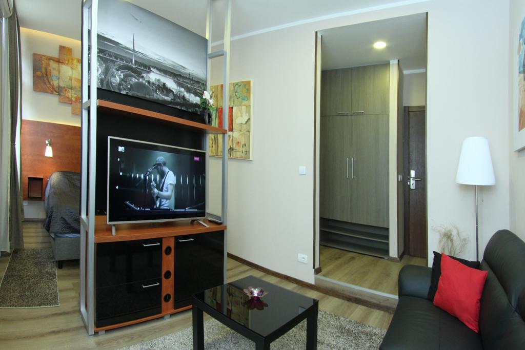 Gala Luxury Suites Belgrad Zimmer foto