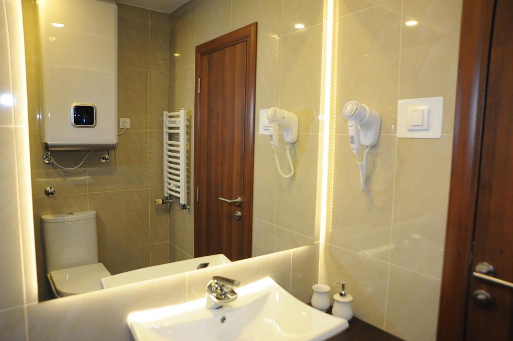 Gala Luxury Suites Belgrad Zimmer foto